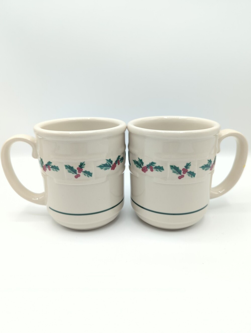 Longaberger Pottery Traditional Holiday Holly Mugs New In Box
